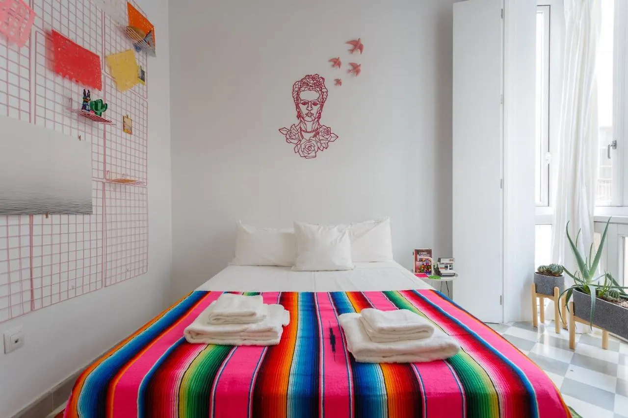 The Queen'S Designer Apartment By Cadiz4Rentals